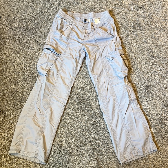 H&M Cargo Pants - Picture 6 of 7